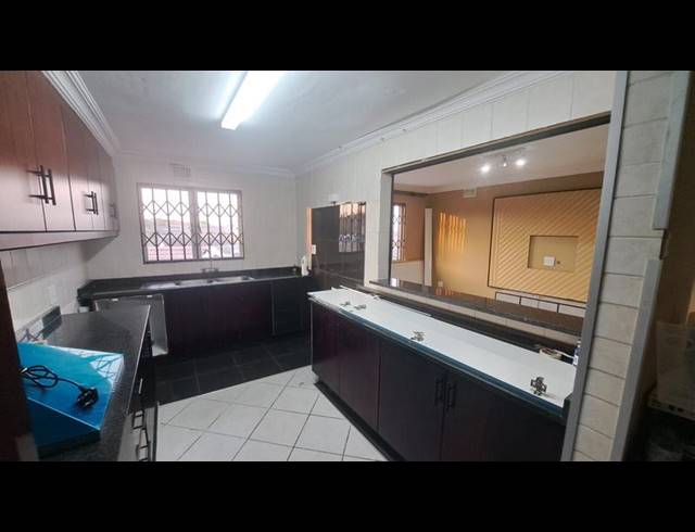 2 BEDROOM PROPERTY TO RENT IN ALAN MANOR